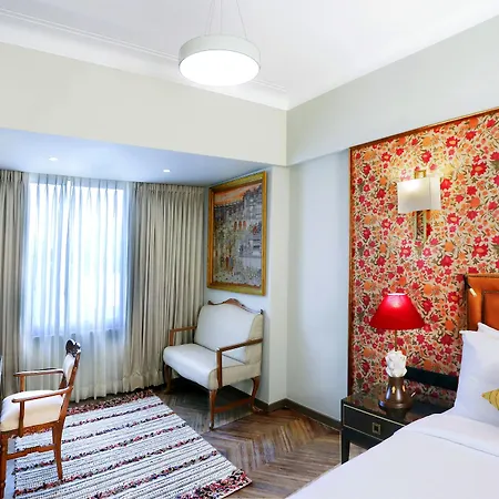 The Ambassador, Marine Drive, Mumbai Hotel Exterior photo